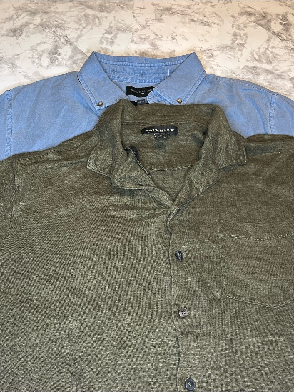 Banana Republic Men's Olive linen Green & Light Blue Casual Button-Down Shirts
